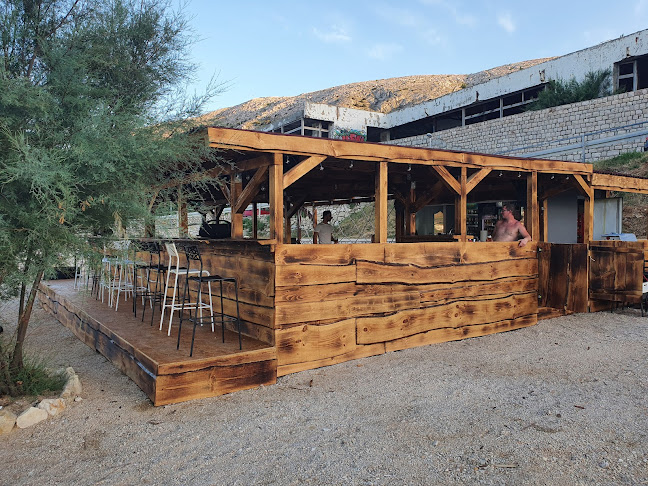 Captain's Bar - Gastronomija i ugostiteljstvo