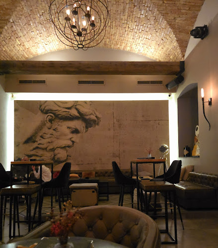 Comentarii opinii despre Teatro Lounge Bar