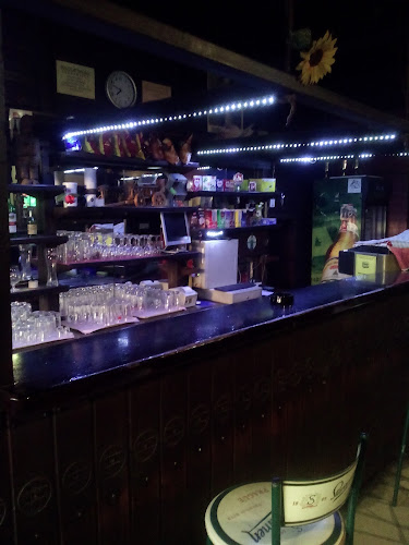 Caffe bar "M" - Gastronomija i ugostiteljstvo