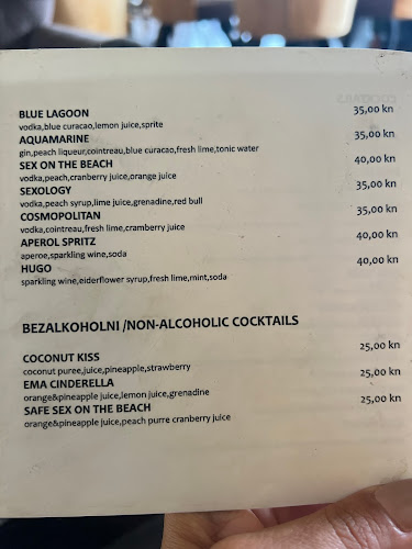 Opinii despre Caffe Bar Moby Dick în Split - Gastronomija i ugostiteljstvo