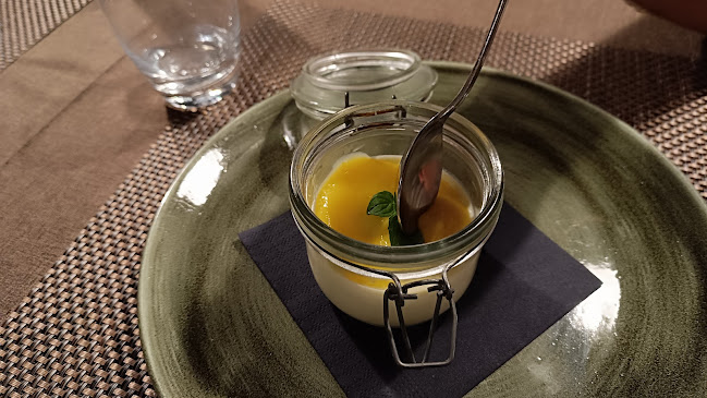 Barba Danilo's Wine, Aperitifs & Istrian Snacks