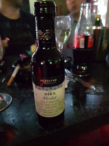 Comentarii opinii despre Sport cafe