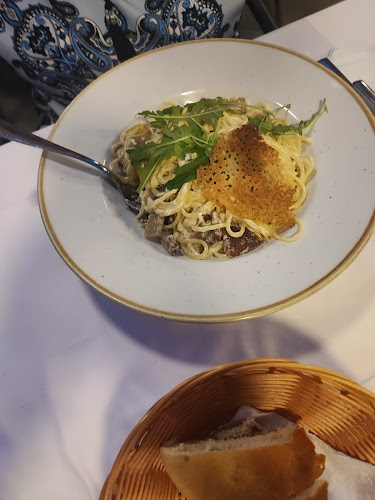 Restoran Adriatik - Gastronomija i ugostiteljstvo