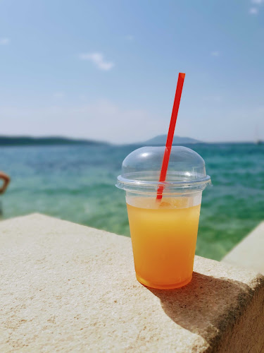 Slastičarnica Riva - Gastronomija i ugostiteljstvo