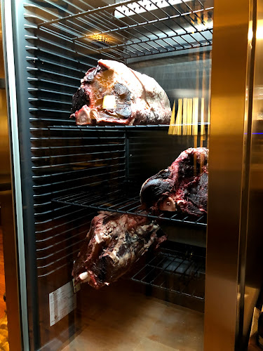 Konoba Matoni - Gastronomija i ugostiteljstvo