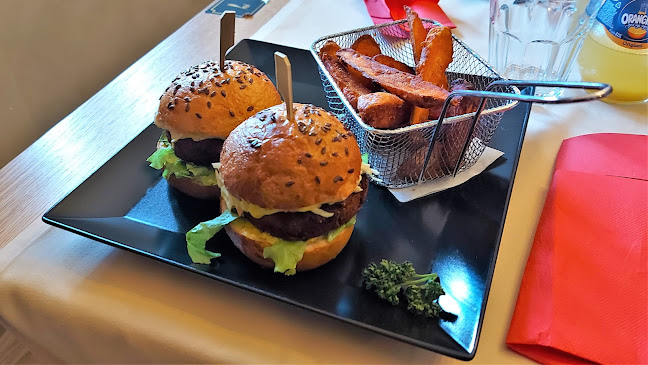 Bernarda pizza pasta burger