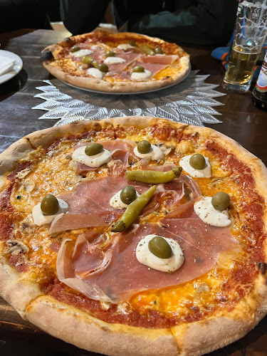 Opinii despre Restoran Kralj Zvonimir în Gračac - Gastronomija i ugostiteljstvo