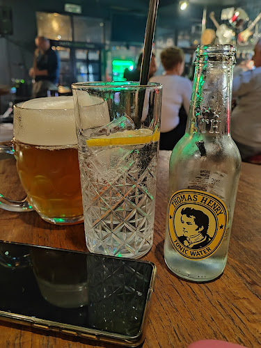 Caffe bar Devetka - Gastronomija i ugostiteljstvo