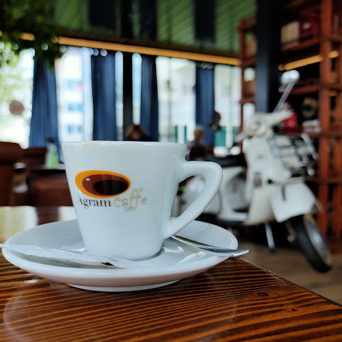 Caffe bar "Agram" - Sesvete