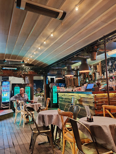 Putnički terminal, Lukobran 1, 51000, Rijeka