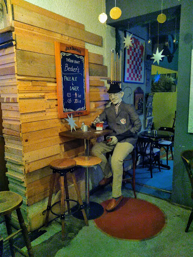 Vijenac Ivana Meštrovića 26A, 31000, Osijek