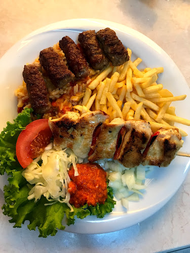 Comentarii opinii despre Restoran Laguna Makarska