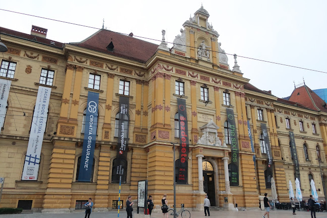 Restaurant and Caffe "Muzej"
