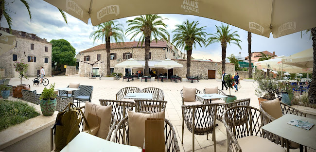 Molo Misto - Stari Grad