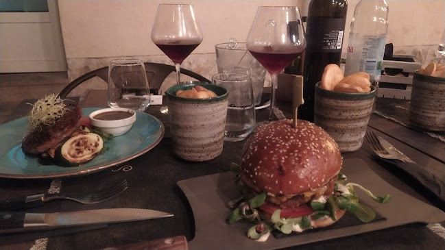 Comentarii opinii despre Strikoman's Bistro