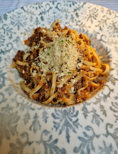 Capo Fronte - Gastronomija i ugostiteljstvo