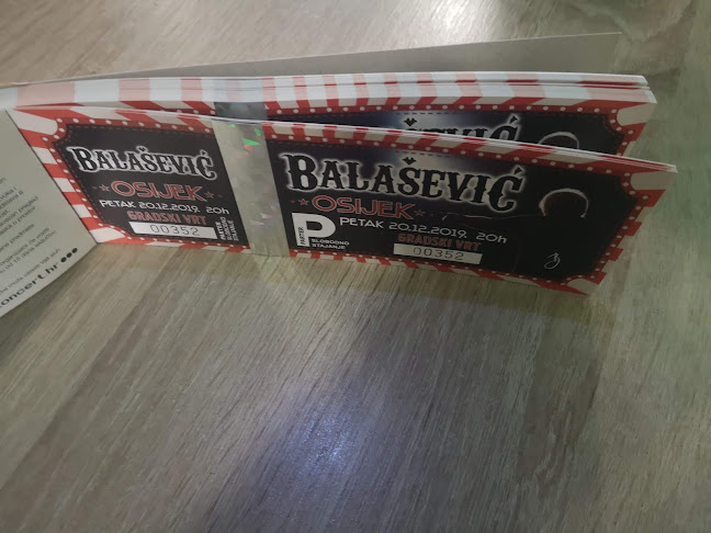 Comentarii opinii despre Film caffe