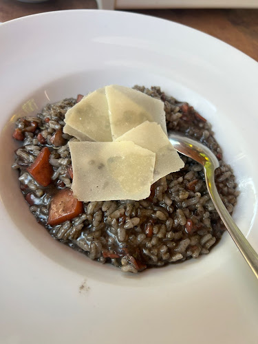 Opinii despre Gostiona Zrinski în Crikvenica - Gastronomija i ugostiteljstvo