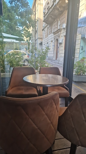 Caffe bar Flores - Gastronomija i ugostiteljstvo