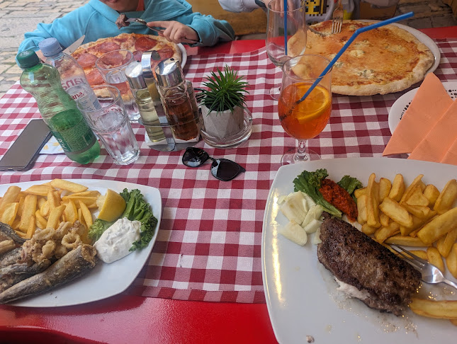 Opinii despre Pizzeria Al Quadrato în Rovinj - Gastronomija i ugostiteljstvo