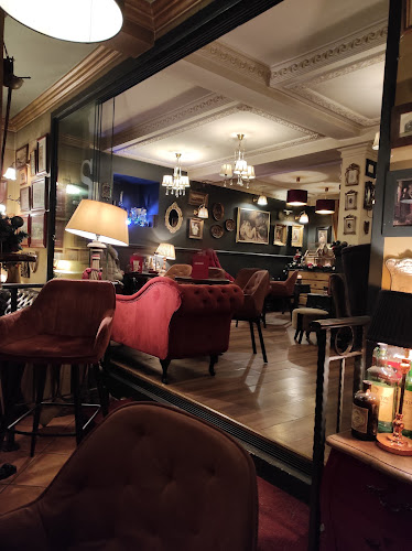 Ul. Petra Zrinskog 2, 51000, Rijeka