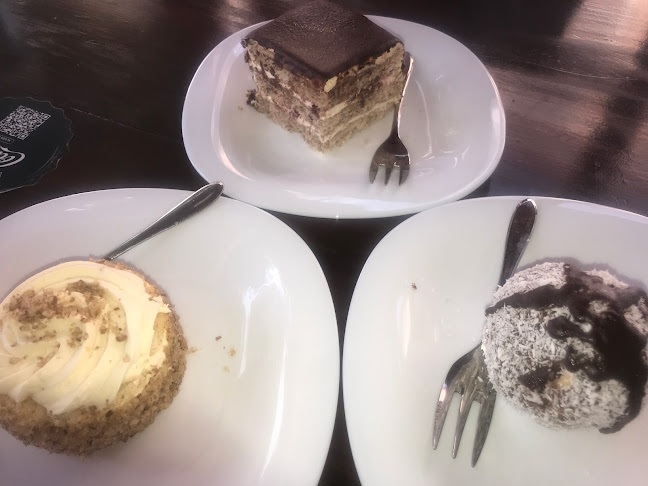 Opinii despre Slastičarna Bes'Ar Group în Otočac - Gastronomija i ugostiteljstvo