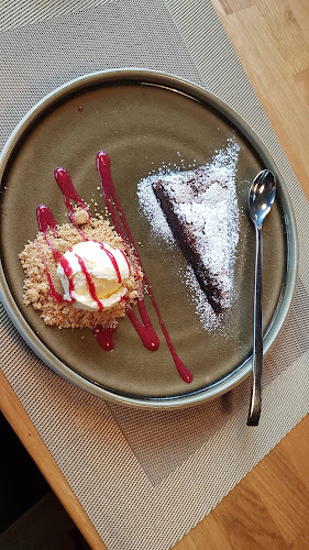 Tomislavova ul. 11, 10000, Zagreb