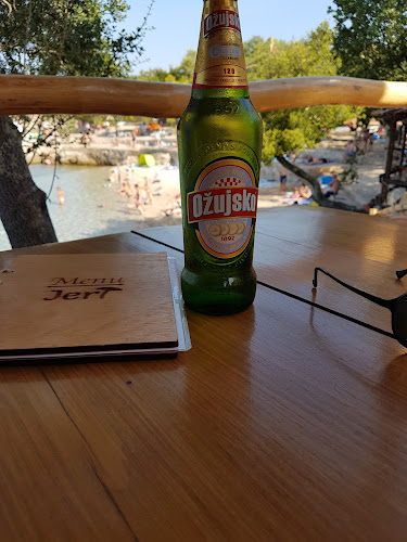 Uvala Jert, 51500, Pinezići