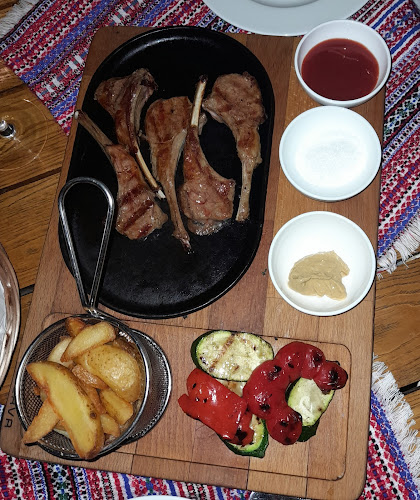 Dalmatian Ethno Village - Gastronomija i ugostiteljstvo