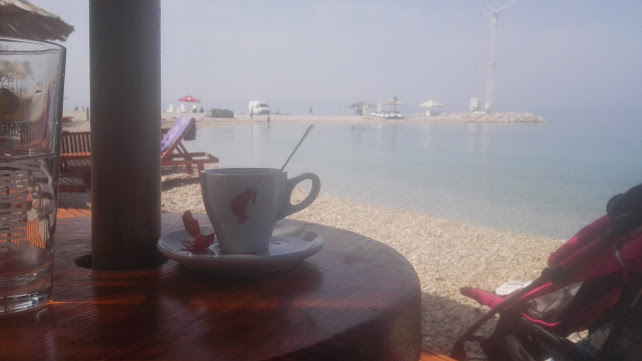 Buba beach - Gastronomija i ugostiteljstvo