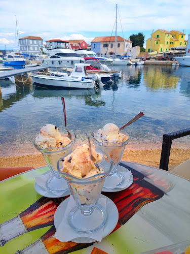 Slastičarnica "Express" - Gastronomija i ugostiteljstvo