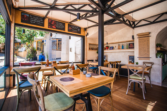 Trattoria Mandrać - Gastronomija i ugostiteljstvo