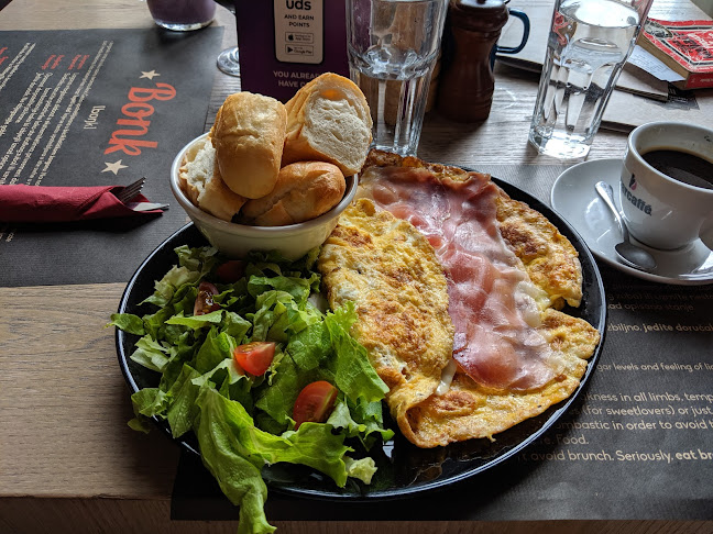 Comentarii opinii despre Bonk Coffeeshop & Bikeshop