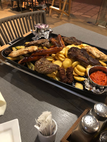 Porat Restaurant - Gastronomija i ugostiteljstvo