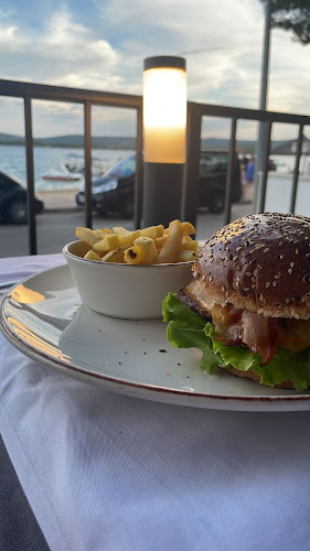 Comentarii opinii despre Bistro Andrija