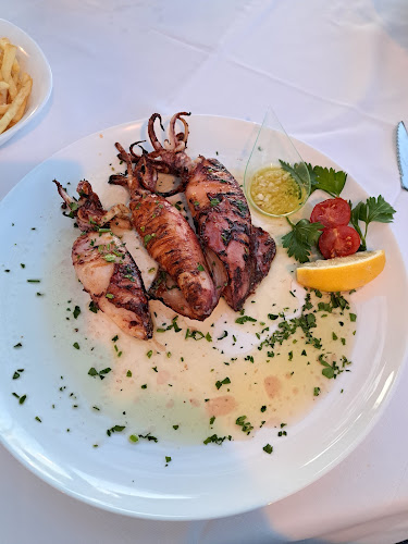 Trg braće Radić 2, 23232, Nin