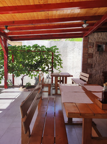 Opinii despre Konoba Giardin în Kolan - Gastronomija i ugostiteljstvo