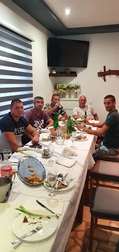 21240, Vojnić Sinjski