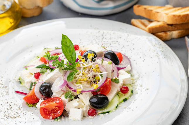 Put Vele Luke 2, 21400, Supetar