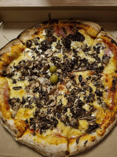 Opinii despre Pablo's pizzeria în Petrinja - Gastronomija i ugostiteljstvo