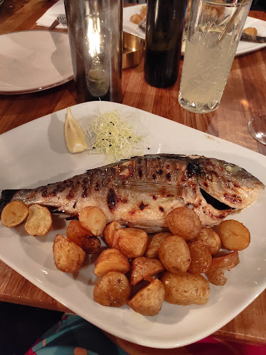 Opinii despre Konoba Srdela în Okrug Gornji - Gastronomija i ugostiteljstvo