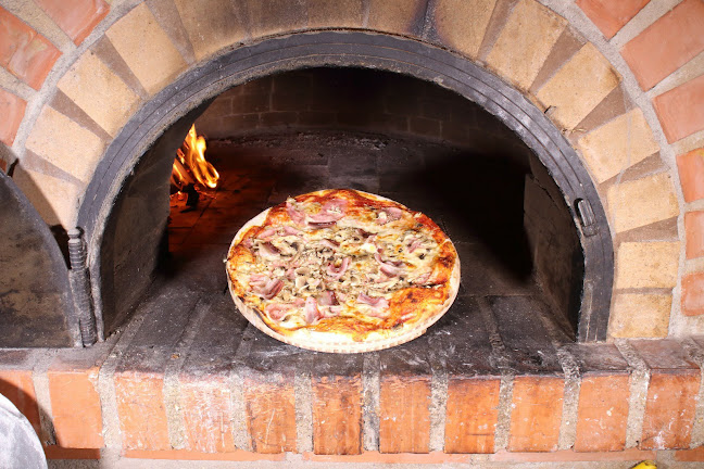 Ul. Ante Starčevića 96, 21300, Makarska