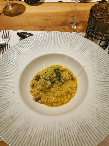 Opinii despre Restaurant Balon în Zagreb - Gastronomija i ugostiteljstvo