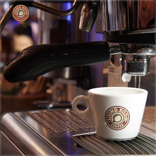 Comentarii opinii despre Caffe bar Living Room