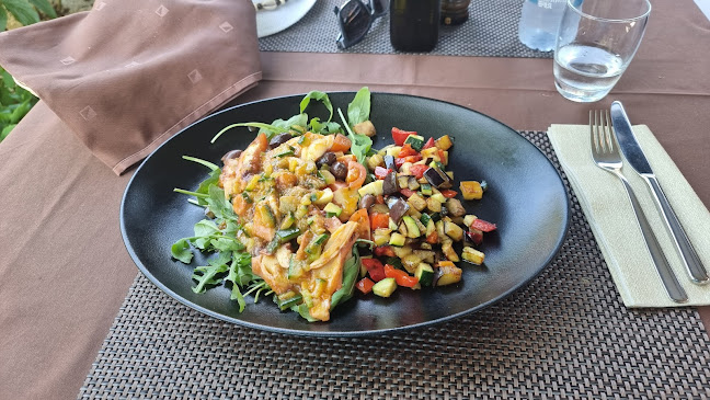 Opinii despre Barba Danilo's Wine, Aperitifs & Istrian Snacks în Rovinj - Gastronomija i ugostiteljstvo