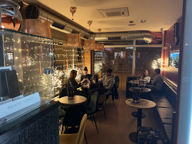 Opinii despre Retro Bar în Varaždin - Gastronomija i ugostiteljstvo