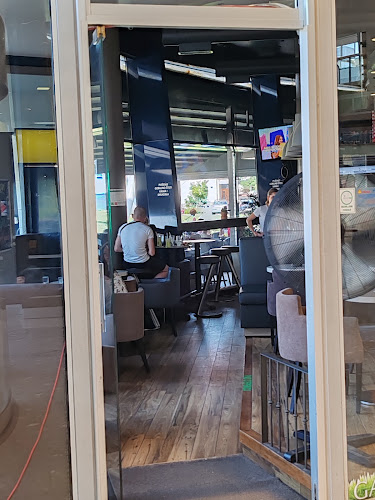 Comentarii opinii despre Garden Bar