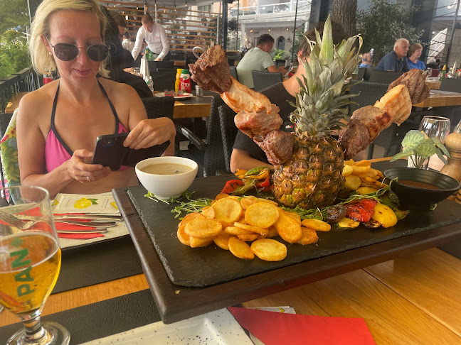 Put Cvitačke 6, 21300, Makarska