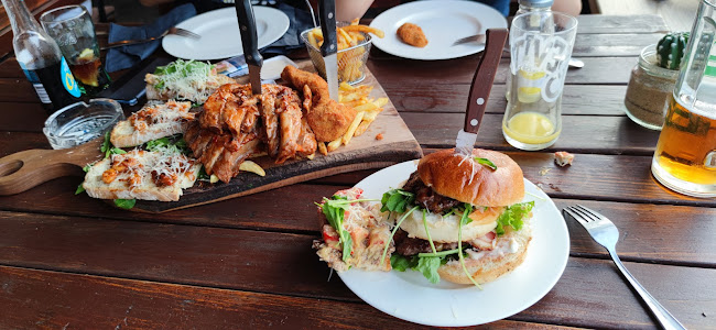 Wild West Trogir - Gastronomija i ugostiteljstvo