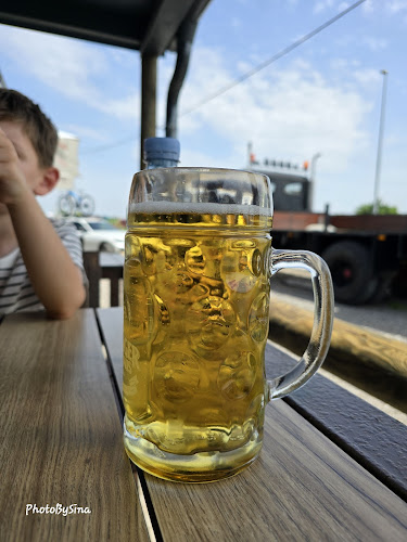 San Antonio - Burgers, BBQ, Beer